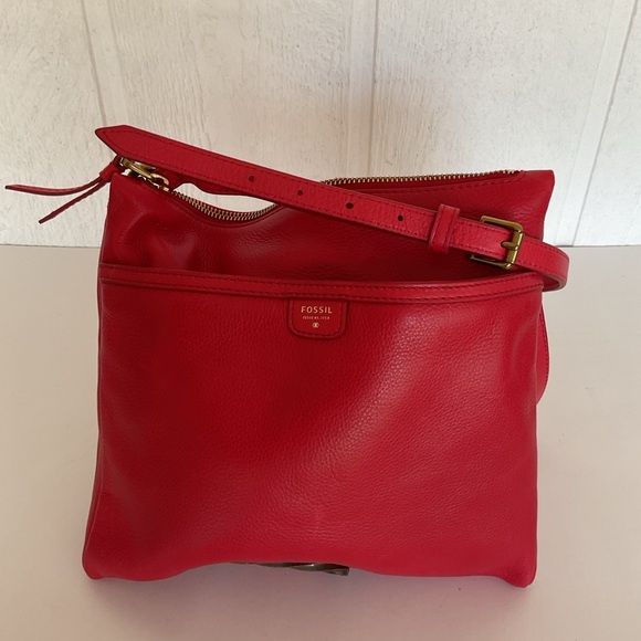 Fossil Red Leather Crossbody Bag NWT - Picture 1 of 16